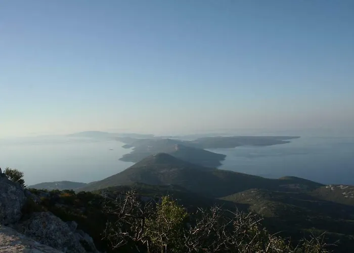 Casa Mattea Case de vacanță Nerezine